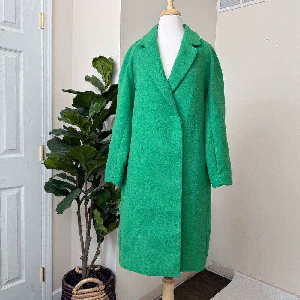 Green Single-Button Long Coat